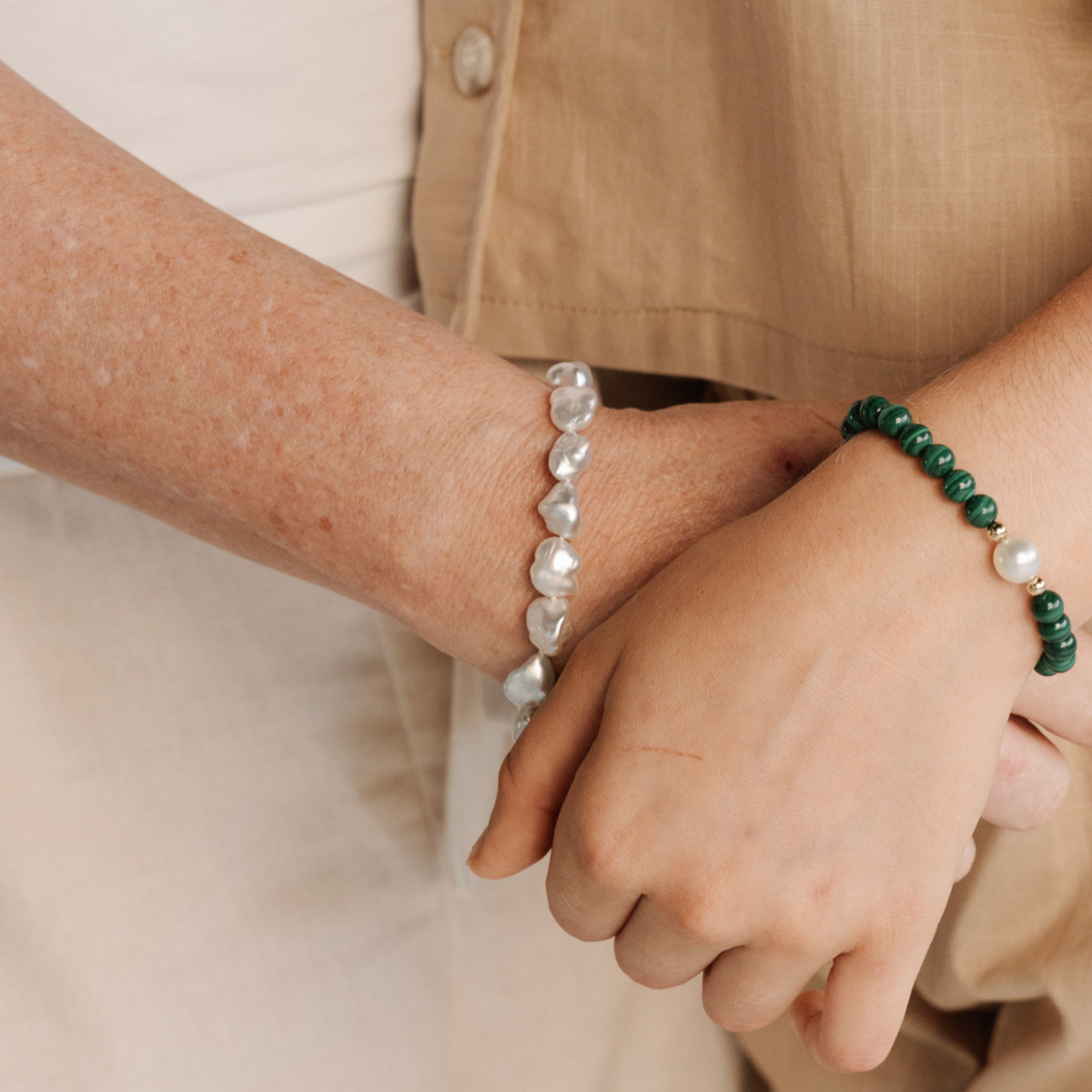 This striking Keshi Pearl Strand Bracelet features fifteen (15) 9mm A grade Cygnet Bay (WA) grown Australian South Sea Keshi pearls. This pearl strand is carefully hand strung with silk and set with an 18ct Yellow Gold Ball Clasp.