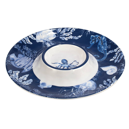 Crafted from 100% melamine, this durable piece is not only a functional kitchen essential but also a work of art. Perfect for those who appreciate the beauty of marine life, the intricate sea creatures design makes it a standout item that can mix and match with other dinnerware and serve ware items in this unique collection.