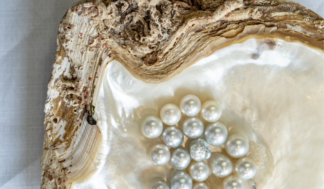 What Are Tahitian Pearls and how are they different from Australian Saltwater Pearls?
