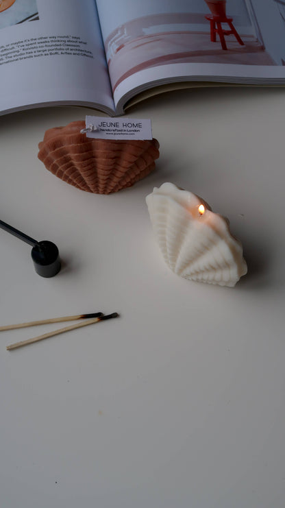 Clam Shell Candle | Coastal Decor