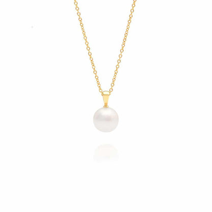 An Australian South Sea pearl set in yellow gold, hung on a chain.