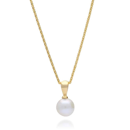 A stunning Akoya pearl pendant set in yellow gold.