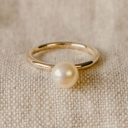 A stunning Australian Akoya pearl set in a solid gold ring.