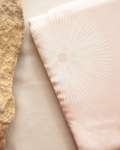 Each Big Wallet is 100% silk, and draws inspiration from the stunning beauty of tropical nature - from the graceful charm of flowers, to lush palm trees, and even the vibrant hues of the Kimberley.