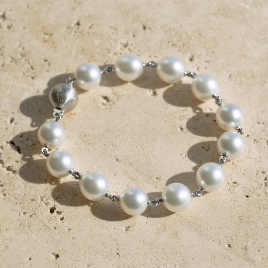 Cocos Strand Bracelet Australian South Sea Cygnet Bay 12x Drop 11mm A2/B1+ 22.5cm 9ct White Gold