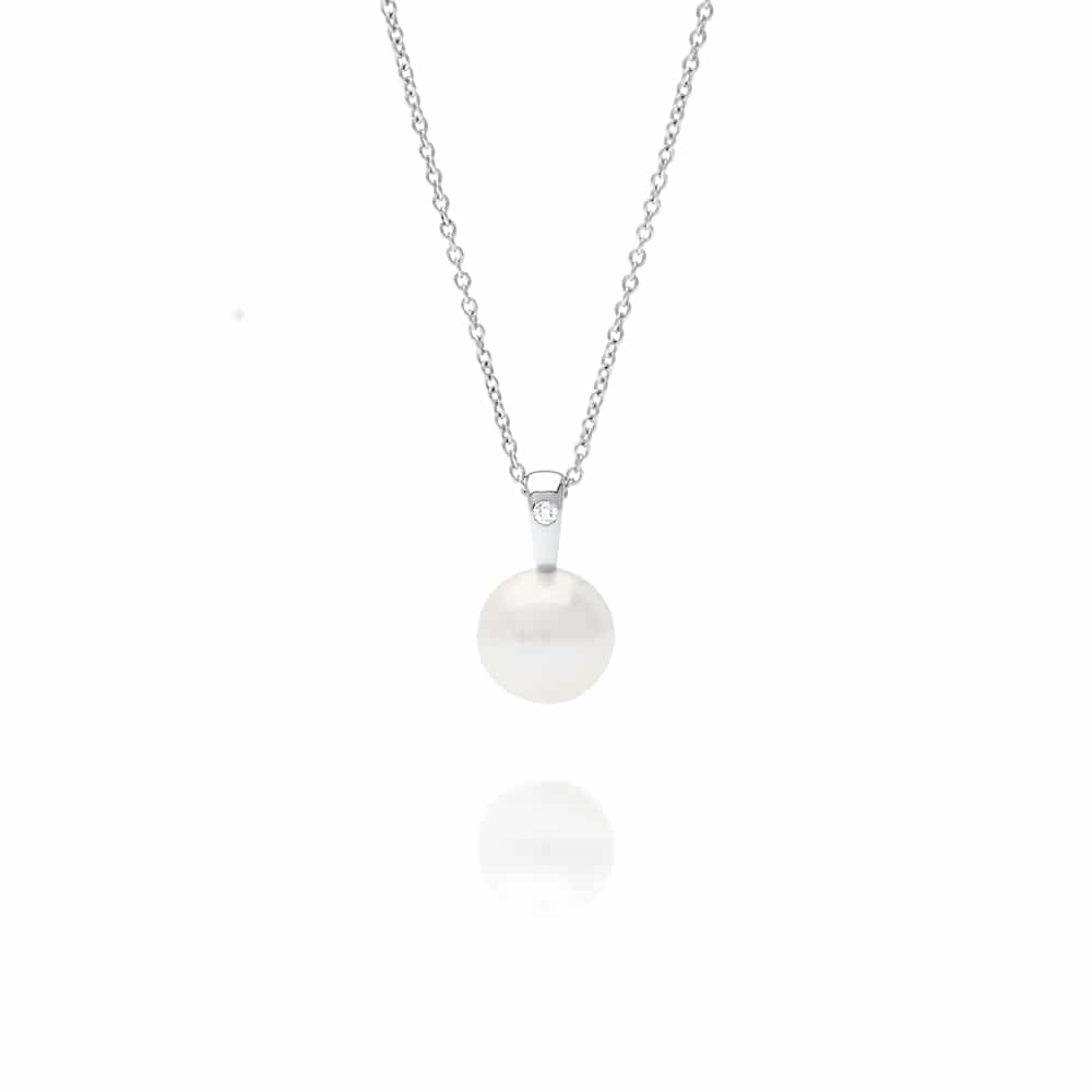 A beautiful Australian South Sea pearl pendant set in white gold with a single white diamond.