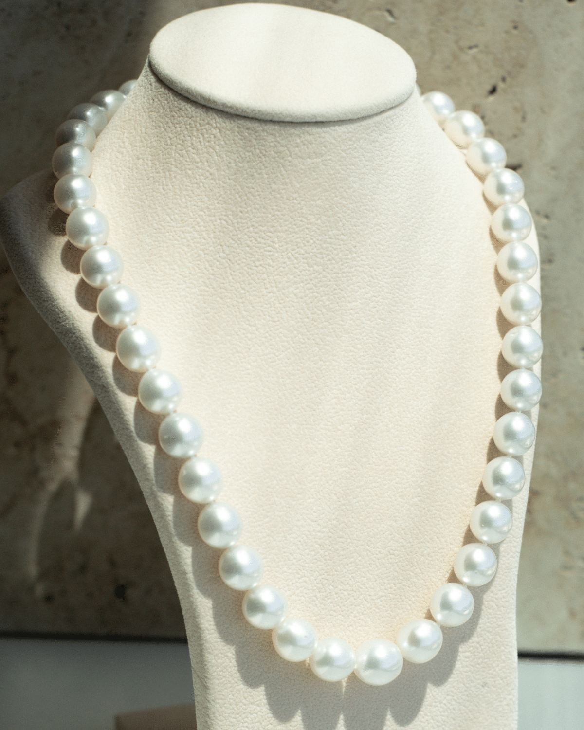 This striking Pearl Strand Necklace features thirty-nine (39) 10 to 12.5mm Drop A2 to B2 grade Cygnet Bay (WA) grown Australian South Sea pearls. This 45cm pearl strand is set with a 18ct White Gold clasp.