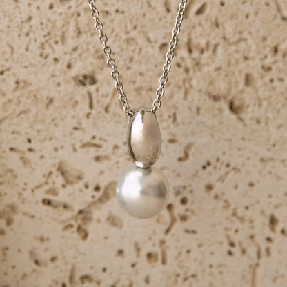 Ebb Pendant Australian South Sea Cygnet Bay Near Round 11.5mm B2