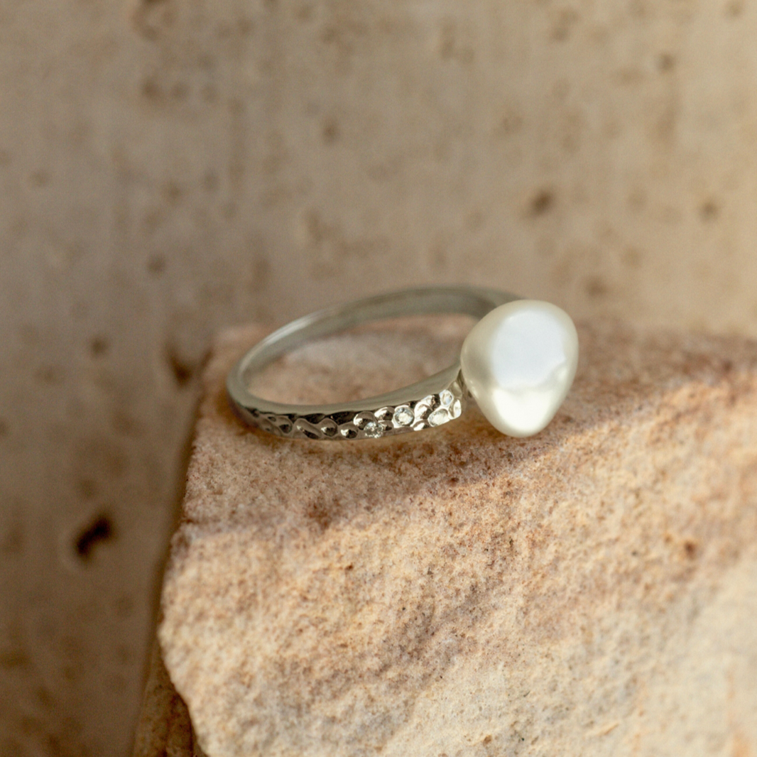 What Are Keshi Pearls? | Meaning, Value & What Makes Them Unique ...