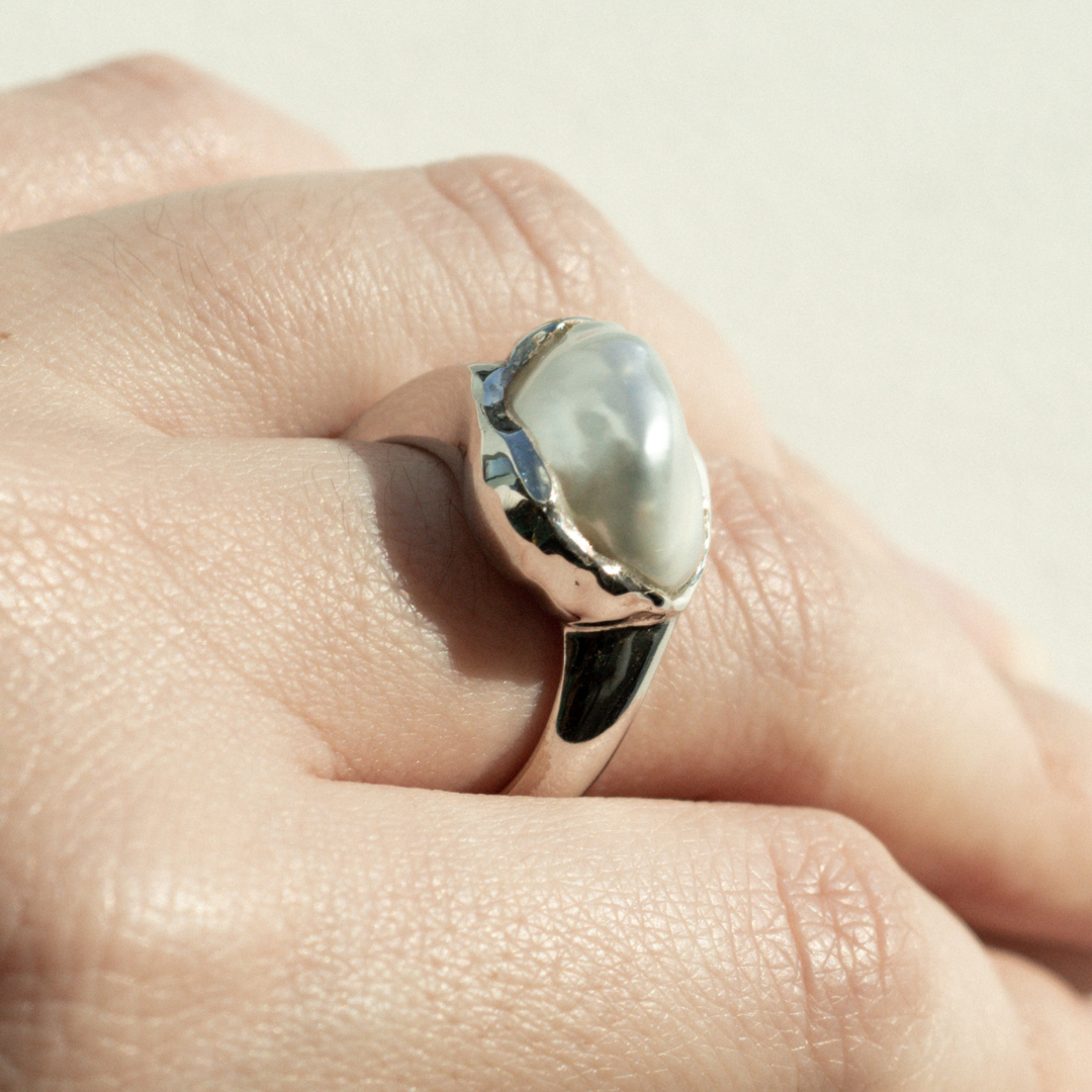 This stunning Keepsake Pearl Ring features a Cygnet Bay (WA) grown Australian South Sea Keshi pearl set in a bespoke gold design.