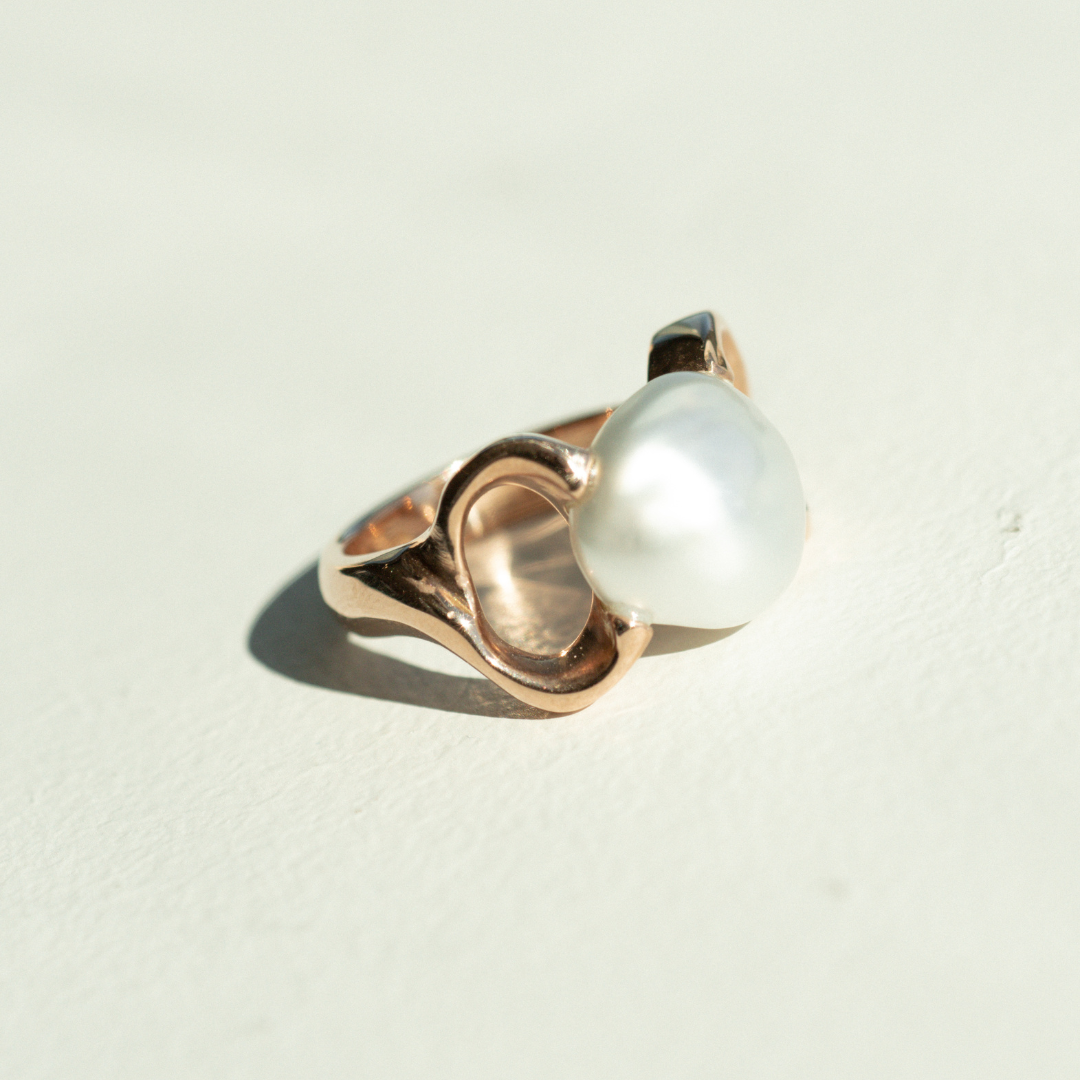 This stunning Keepsake Pearl Ring features a Cygnet Bay (WA) grown Australian South Sea Keshi pearl set in a bespoke gold design.