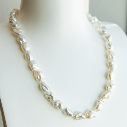 Strand Necklace Australian South Sea Cygnet Bay Keshi 9mm A 35 pcs 45cm 18ct White Gold