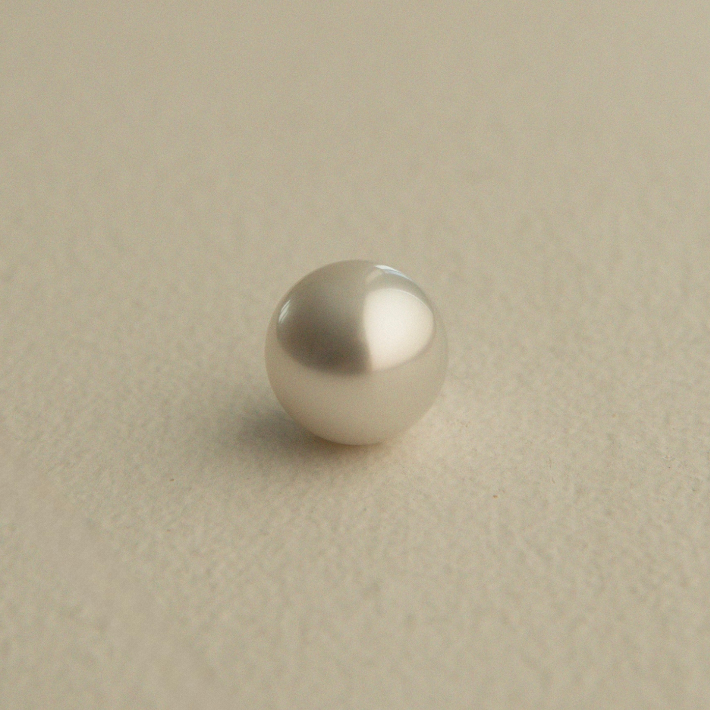 Loose High Button 12x11.7mm A2+ Premium Provenance