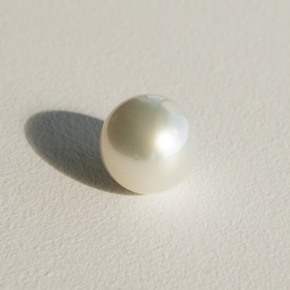 Loose Premium Near Round 18.72x18.85mm B1