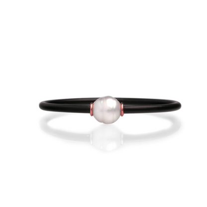 Our Neoprene bracelets feature a Cygnet Bay (WA) grown Australian South Sea pearl set on a neoprene band with rose gold rondels.