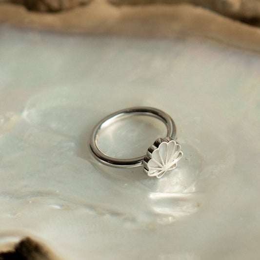 The stunning Petite Shell Ring features our Cygnet Bay (WA) grown Australian South Sea Mother of Pearl shell set in Sterling Silver.