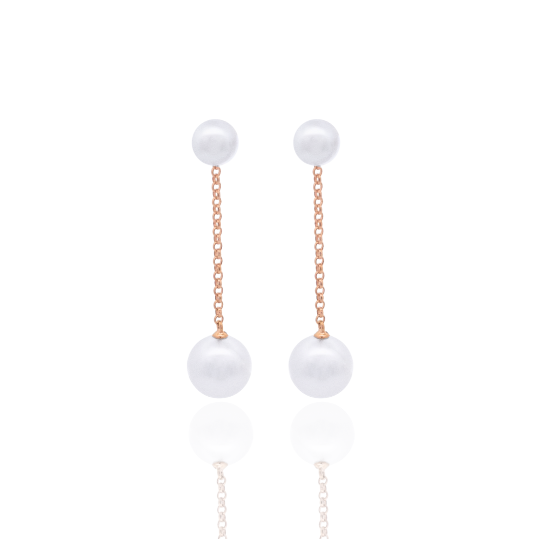 These incredible Provenance Pearl Earrings features a Cygnet Bay (WA) grown Australian South Sea pearl and two Broken Bay (NSW) grown Australian Akoya pearls set on a yellow gold chain.