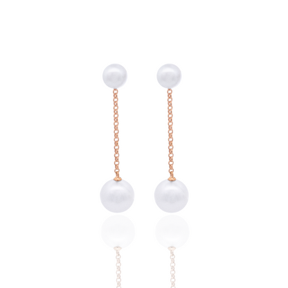 These incredible Provenance Pearl Earrings features a Cygnet Bay (WA) grown Australian South Sea pearl and two Broken Bay (NSW) grown Australian Akoya pearls set on a yellow gold chain.