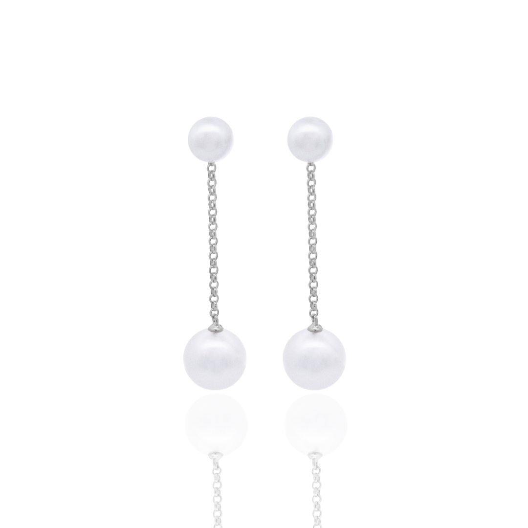 These incredible Provenance Pearl Earrings features a Cygnet Bay (WA) grown Australian South Sea pearl and two Broken Bay (NSW) grown Australian Akoya pearls set on a white gold chain.