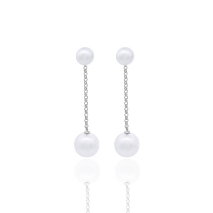 These incredible Provenance Pearl Earrings features a Cygnet Bay (WA) grown Australian South Sea pearl and two Broken Bay (NSW) grown Australian Akoya pearls set on a white gold chain.