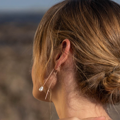 These gorgeous Savanna Pearl Thread Earrings features Cygnet Bay (WA) grown Australian South Sea Keshi Pearls set on a gold chain.