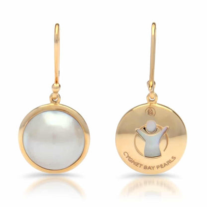 These gorgeous Save the Children Pearl Hook Earrings feature Cygnet Bay (WA) grown Australian South Sea Mabe pearls set in yellow gold.