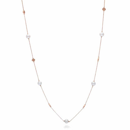 An elegant Seagrass Pearl Necklace featuring Broken Bay (NSW) grown Australian Akoya pearls set on a gold chain.