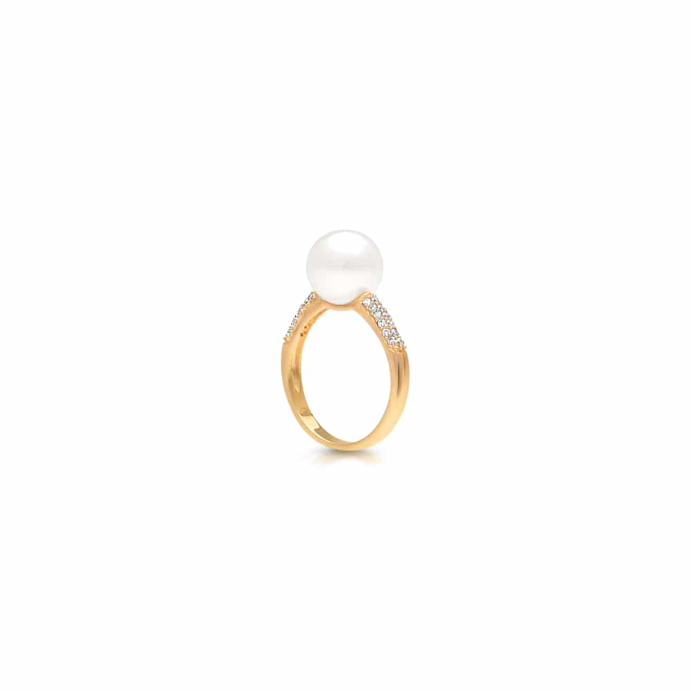 A stunning Stella Petite Pearl Ring featuring a Cygnet Bay (WA) grown Australian South Sea pearl complemented by 36 White Diamonds set in gold.