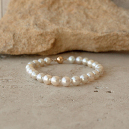 Strand Bracelet Australian Akoya Broken Bay 7-7.5mm AA 24pc 19.5cm 18ct Yellow Gold Ball Clasp