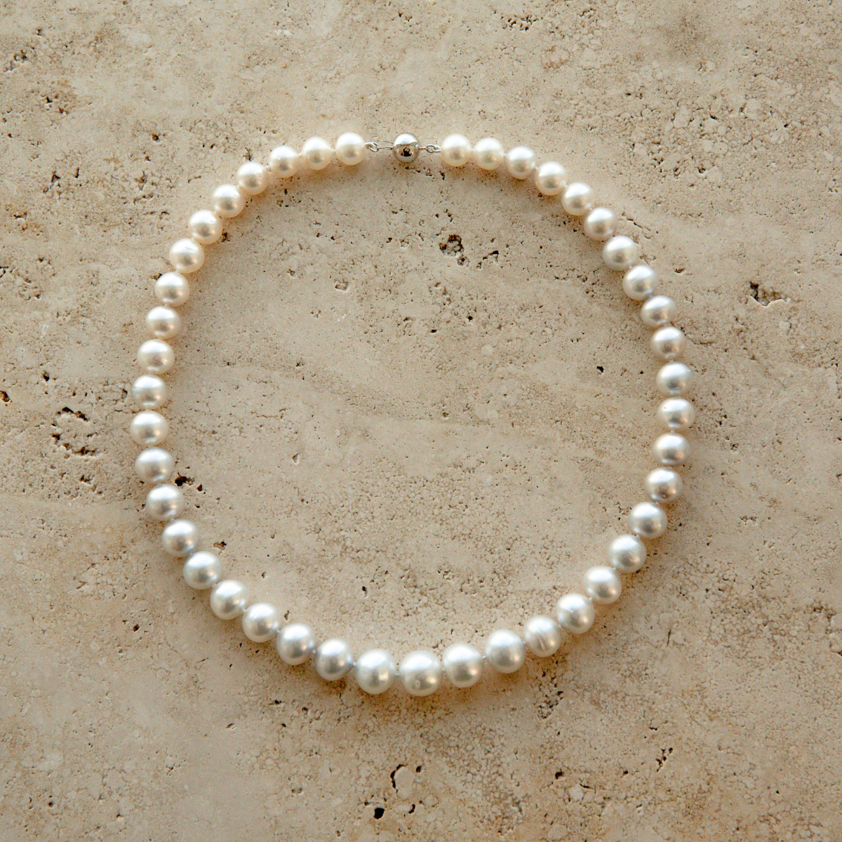 Strand Necklace Australian South Sea Cygnet Bay Button 8-11mm B1/B2 43pc 40cm 9ct White Gold