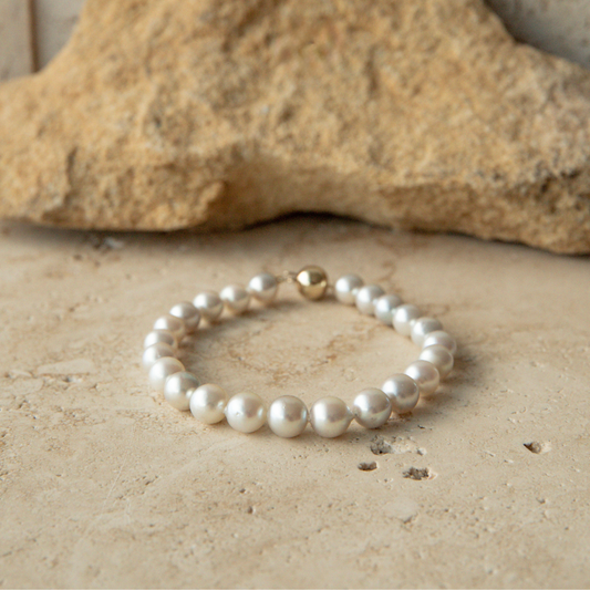 Strand Bracelet Australian Akoya Broken Bay 7-8mm AA 23pc 9ct Yellow Gold