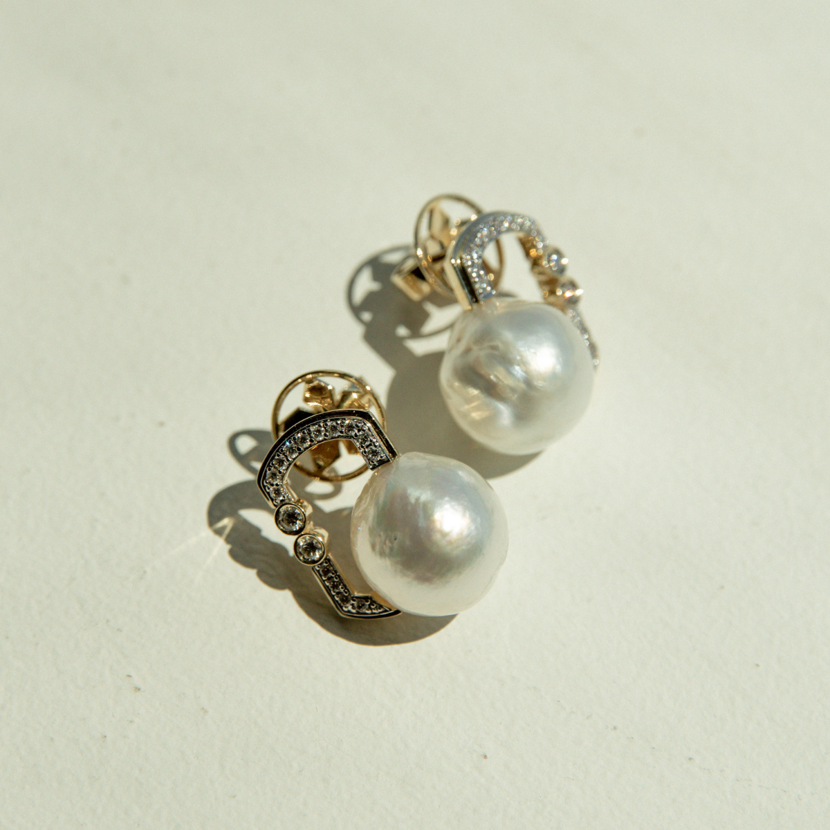 Submerge Pearl & Paperclip Earrings