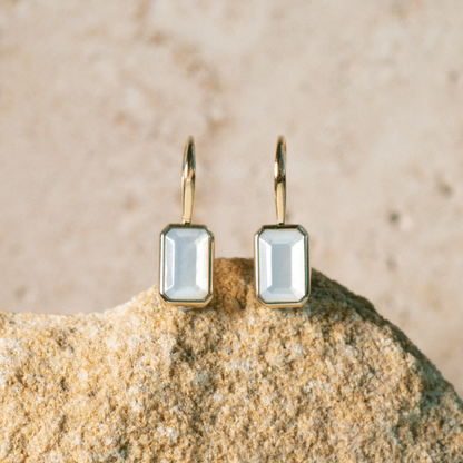 These stunning Radiance Emerald Cut Hook Earrings features faceted Mother of Pearl grown at our Cygnet Bay Pearl Farm set in gold.