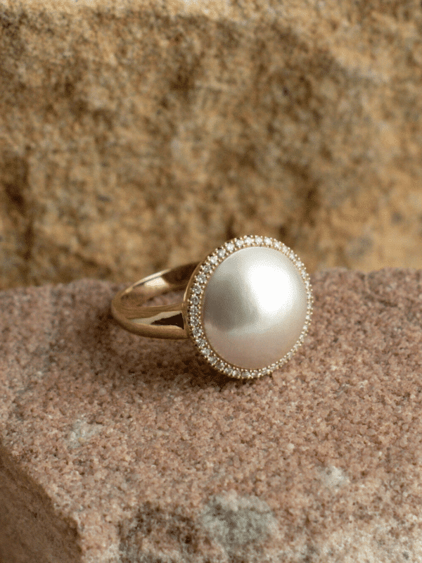 Save the Children Halo Ring Yellow Gold with Mabe Pearl